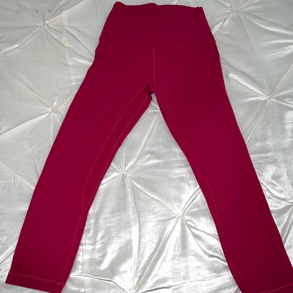 Lululemon Athletica Align High-Rise Crop 21” Fuscia Size 4 - Picture 1 of 5